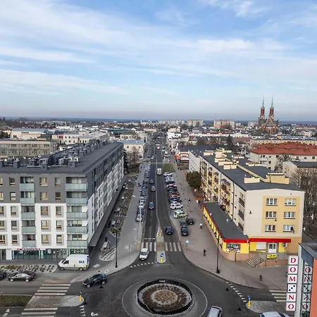 호텔 Nowoczesny Z Balkonem I Widokiem Na