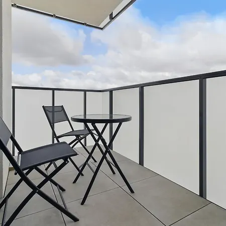 Aparthotel Nowoczesny Z Balkonem I Widokiem Na