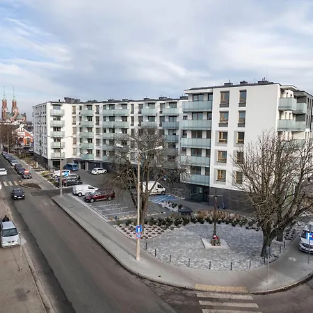 Nowoczesny Z Balkonem I Widokiem Na 호텔 *